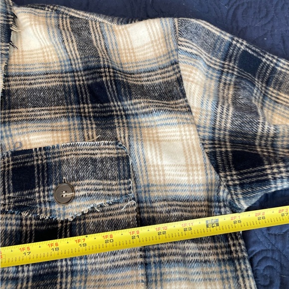 La Miel Navy Tan Plaid Flannel Shirt Jacket Shacket Oversized small - Picture 8 of 8